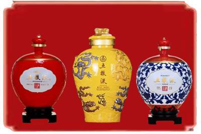 霸州市烟酒回收五粮液各种摆件.jpg